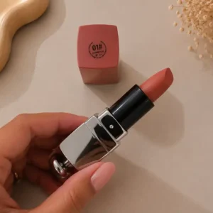 رژ طرح دیور شماره 1